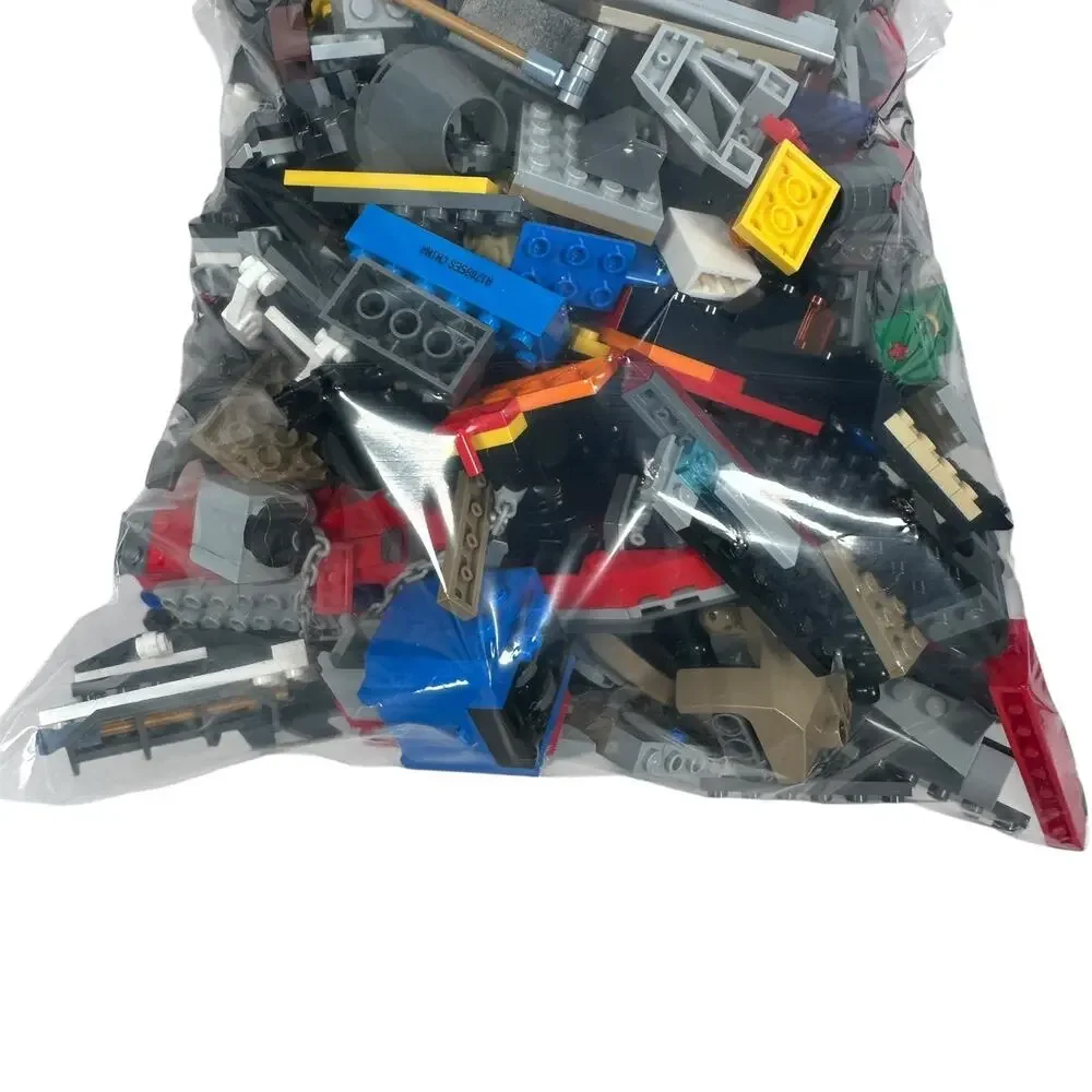 Lego Bulk Lot of Assorted Pieces Specialty & Unique Parts, No Minifigures 3.5lbs - Picture 9 of 10